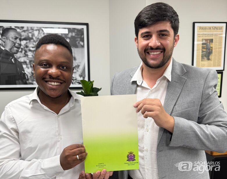 Vereador Bruno Zancheta conquista ônibus para o projeto “Biblioteca nos Bairros” - 