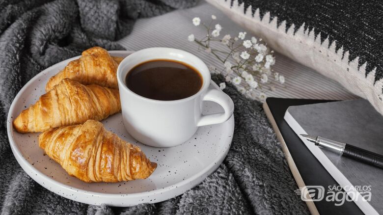 Café da manhã pode custar até cinco vezes mais, mostra pesquisa do Procon em padarias - Crédito: Freepik