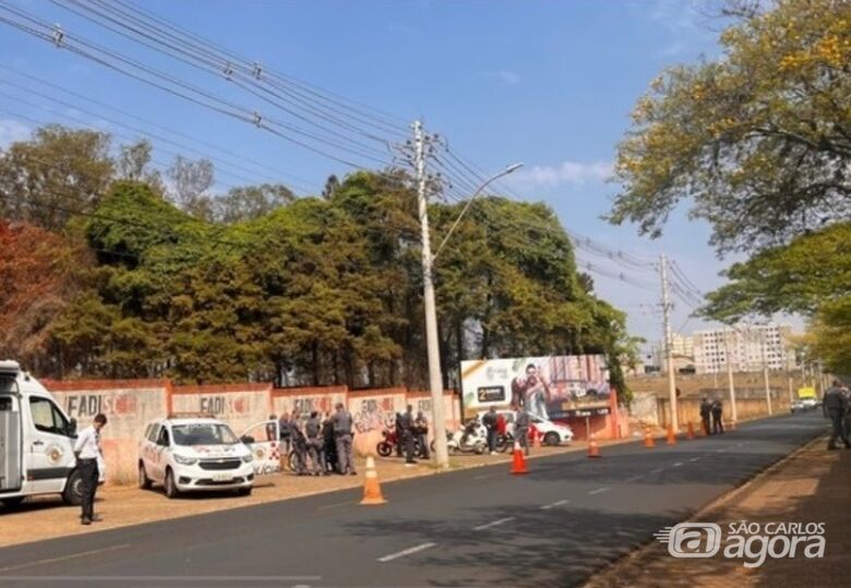 Operação sendo realizada defronte a antiga Fadisc - 