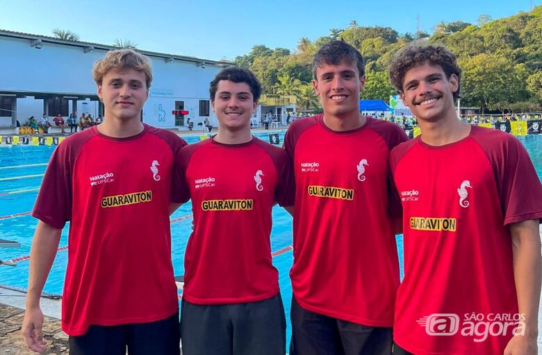 Equipe de Natação da UFSCar no JUBs e registros do Torneio Pajé (Divulgação - 