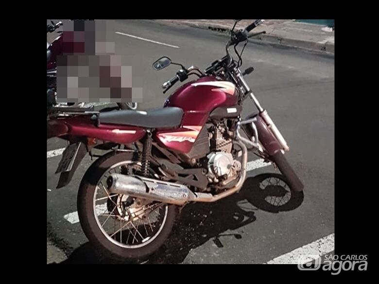 Moto é furtada no Centro e proprietário pede ajuda -
