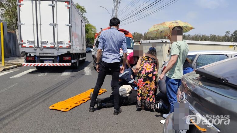 Passageira de moto de aplicativo fica ferida em colisão com carro no Parque Sabará - Crédito: Maycon Maximino