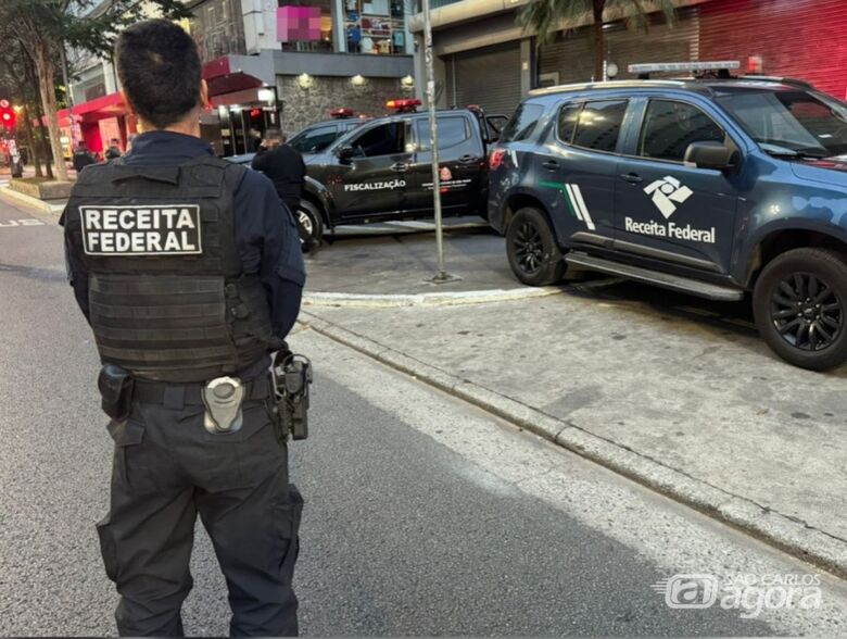 Dois postos de combustíveis tem sócios ligados á maior operação contra o PCC na região - Crédito: Foto: Divulgação/Receita Federal