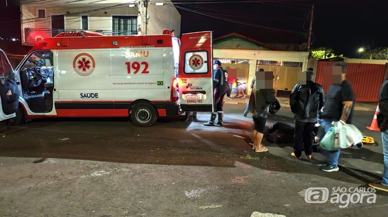 Motociclista fica ferido ao cair após manobra brusca de carro no Castelo Branco - Crédito: Maycon Maximino