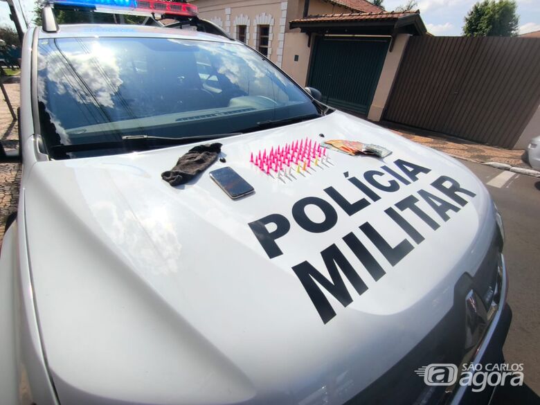 Movimentação suspeita em área de mata termina com prisão por tráfico em Brotas - 