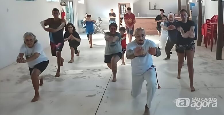 Capoeiristas de Itirapina e São Carlos se graduam em festival cultural em Iracemápolis - 