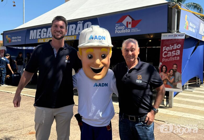 Pedro Donadon, CEO da ADN e diretor adjunto do Sinduscon-SP regional Ribeirão Preto, e Fernando Paoliello Junqueira, diretor regional do Sinduscon-SP Ribeirão Preto, durante primeiro dia do evento - 