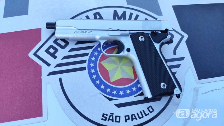 Simulacro apreendido - Crédito: Maycon Maximino