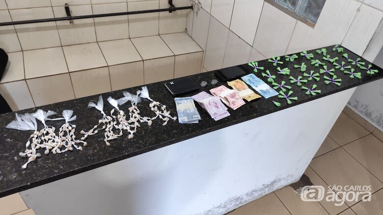 Homem é preso por tráfico de drogas no bairro Jacobucci - Crédito: Maycon Maximino