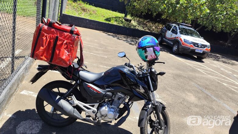 Motoboy é preso por tráfico de drogas na Vila Prado - Crédito: Maycon Maximino