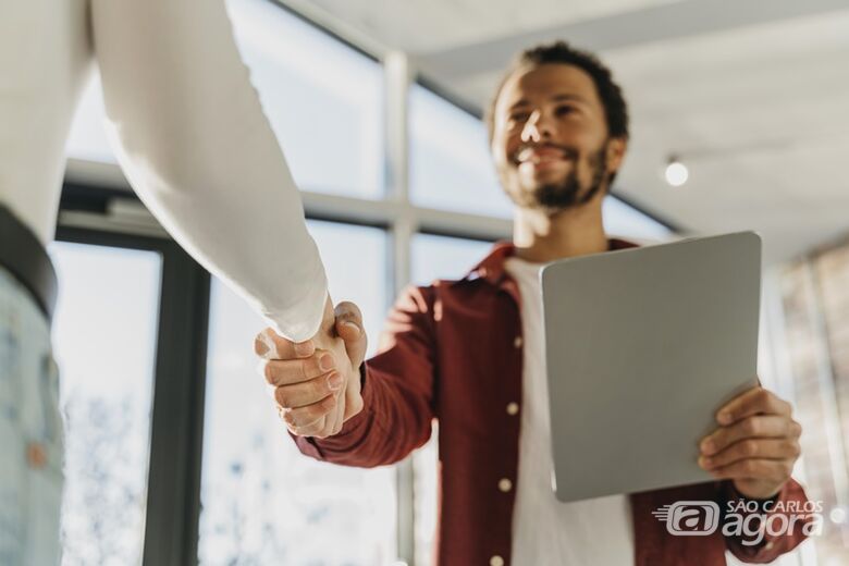 Auxiliar de produção, atendente: Balcão do SCA oferece novas vagas de emprego; confira - 