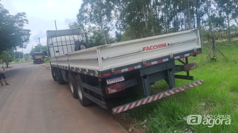 Caminhão foi recuperado  - Crédito: Maycon Maximino