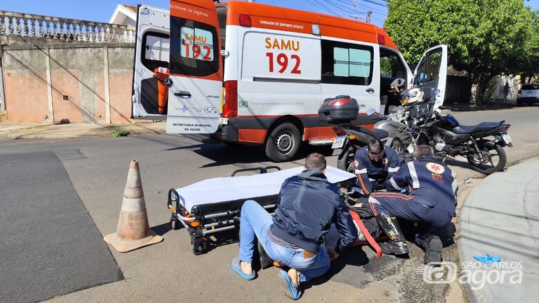 Motociclista fica ferido após motorista avançar 'pare' no Santa Felícia - Crédito: Maycon Maximino