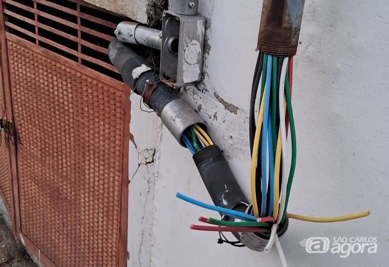 Homem é detido em flagrante ao tentar furtar fios de cobre no estádio do Luisão  - 