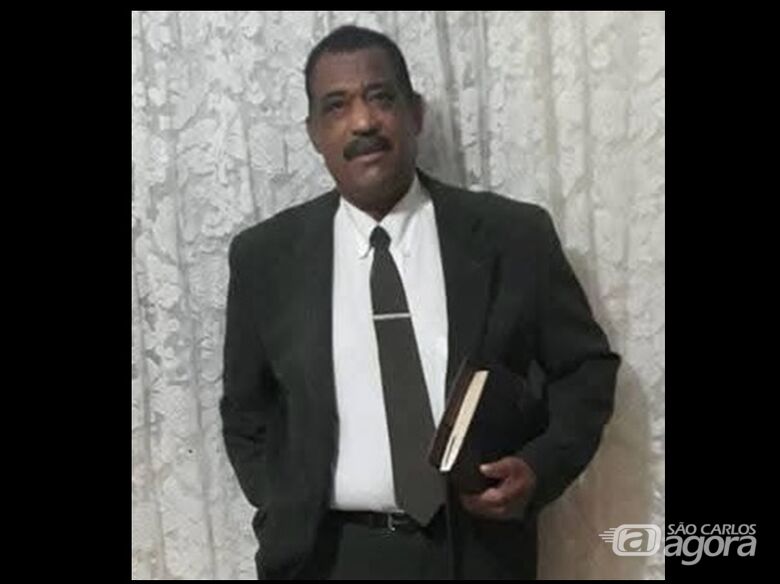 Funerária Terezinha de Jesus informa o falecimento de Arlindo Moura Filho - 