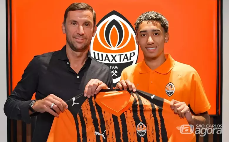 O são-carlense Isaque: craque ia para o São Paulo F.C., mas ficou encantado com a estrutura do Fluminense e rumou para o Rio de Janeiro. - Crédito: Shakhtar Donetsk