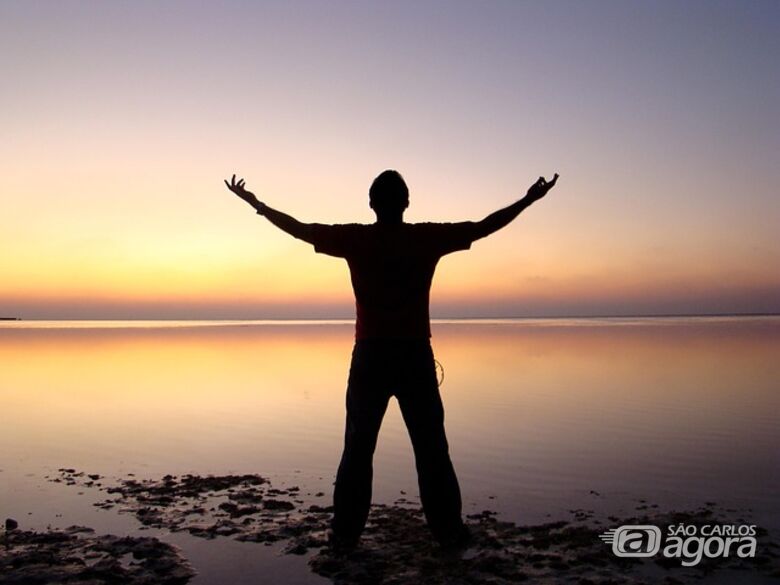 Juvenismo: A Doença que Só se Cura Envelhecendo - Crédito: Pixabay