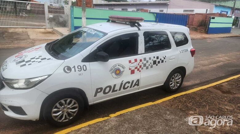 Polícia Militar prende homem acusado de ameaçar pessoas com facão  - Crédito: Divulgação