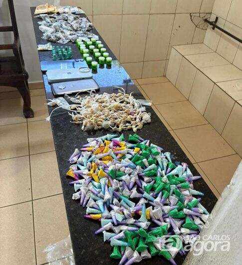 Quatro homens são detidos por tráfico de drogas em São Carlos - Crédito: Maycon Maximino