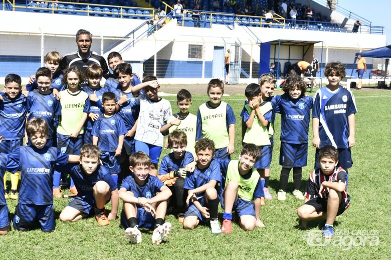 Jogos beneficentes no Luisão arrecadam alimentos e leite para o Fundo Social de Solidariedade - 