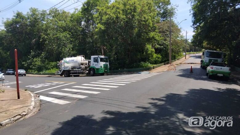 Obras no esgoto causam interdição total de rua em Ibaté nesta sexta - 