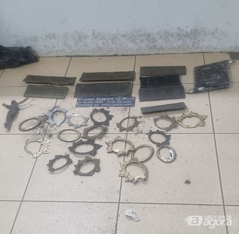 Guarda Municipal flagra trio furtando peças de bronze no Nossa Senhora do Carmo -