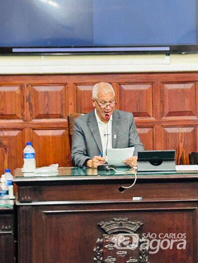 Lucão Fernandes faz pronunciamento emocionado e propõe audiência pública sobre feminicídio - Crédito: Divulgação 