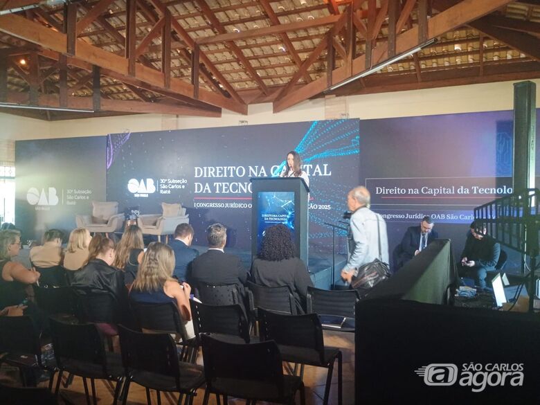 A presidente da OAB, Andrea Valdevite durante a abertura do evento: dois dias de palestras e debates sobre temas atuais e relevantes para os advogados do Brasil - 