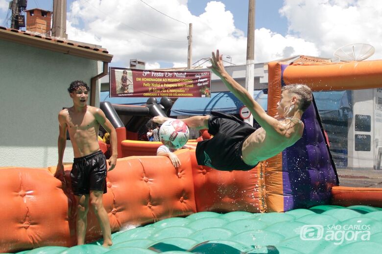 Mãe transforma dor em amor e reúne 800 crianças em ação solidária no Jardim Botafogo - Crédito: Lourival Izaque 