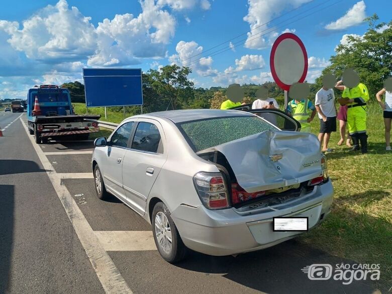 Ambulância colide com carro após frenagem brusca em radar na Washington Luís - Crédito: CCI ARTESP