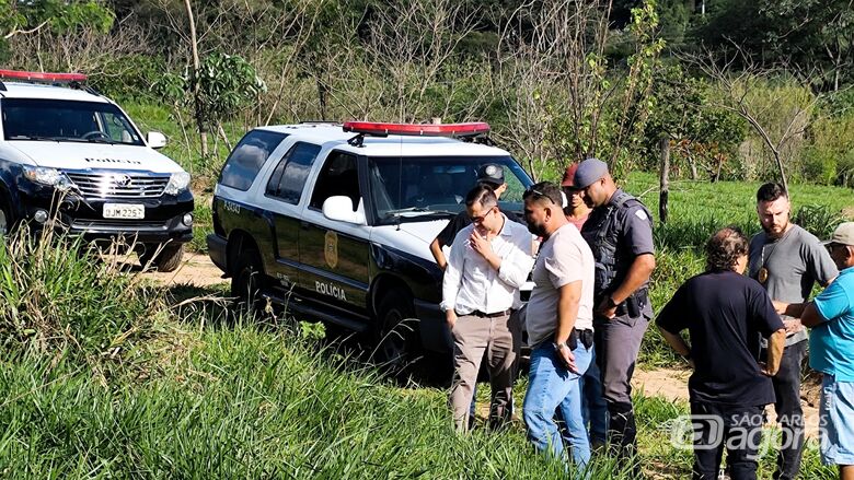Ossada humana é encontrada nas margens da SP-215, em São Carlos - Crédito: Maycon Maximino