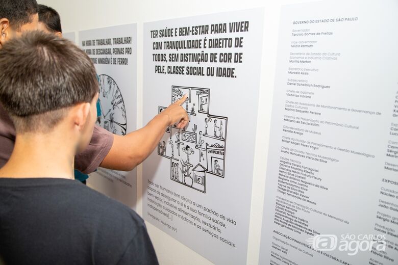 Exposição sobre direitos humanos atende adolescentes de São Carlos em ação do Memorial da Resistência - Crédito: Marcelo Machado/Fundação CASA