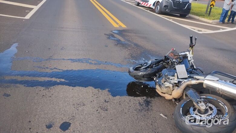 Motociclista morre após colisão com van em rodovia da região  - Crédito: CCI Artesp 