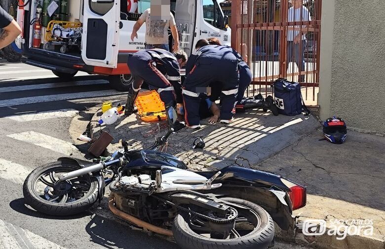 Mulher não resiste e morre na Santa Casa após acidente entre carro e moto em São Carlos - Crédito: Foto: Maycon Maximino/São Carlos