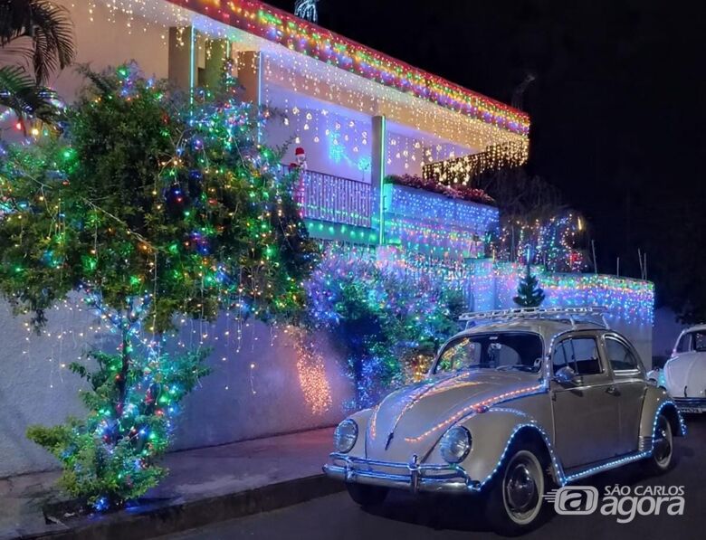 Carreata de carros antigos enfeitados acontece neste sábado; confira o trajeto - 