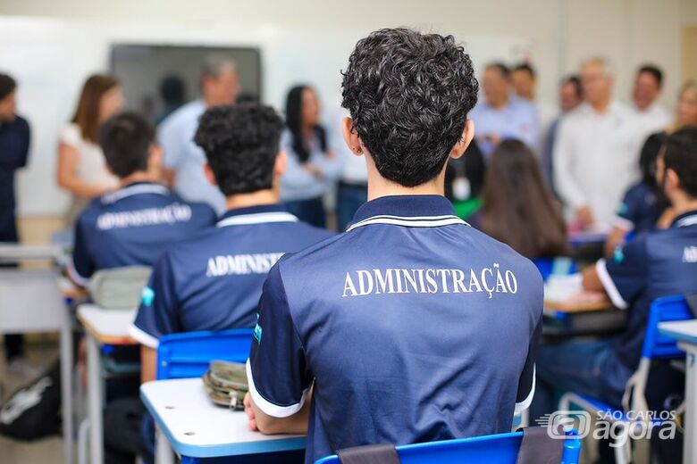 Programa de primeiro emprego deve chegar a 30 mil estagiários em 2026 - 