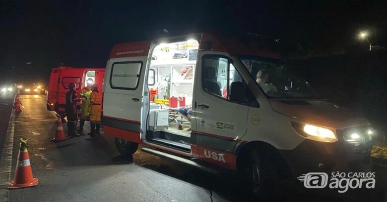 Homem morre após ser atropelado por carro na SP-255 - Crédito: Foto: Flavio Fernandes/Araraquara Agora