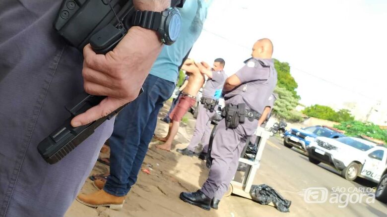 Policiais durante operação em São Carlos - Crédito: arquivo 