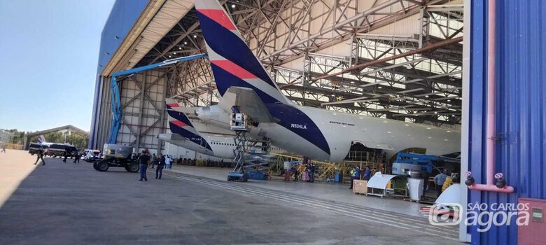 O centro de manutenção da LATAM: alta tecnologia, mão de obra especializada e avanço acelerado com a internacionalização do aeroporto de São Carlos  - Crédito: SCA