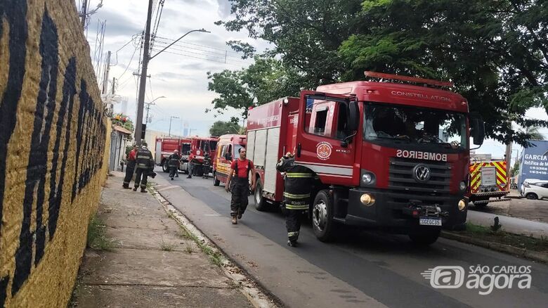 Bombeiros no local - Crédito: SCA