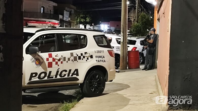 Confronto com a Força Tática termina em morte de foragido da Justiça no Aracy - Crédito: Maycon Maximino