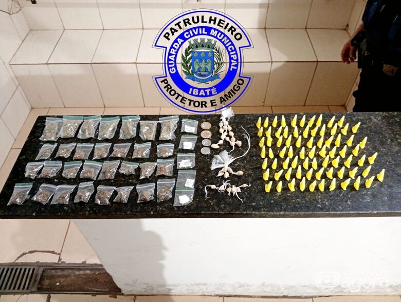 Guarda Municipal apreende grande quantidade de drogas no Jardim Cruzado - 