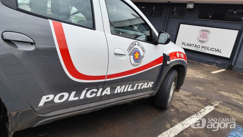 Viatura plantão policial  - 