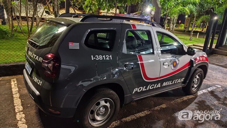 Procurado pela Justiça é preso durante patrulhamento no São Carlos V - Crédito: SCA