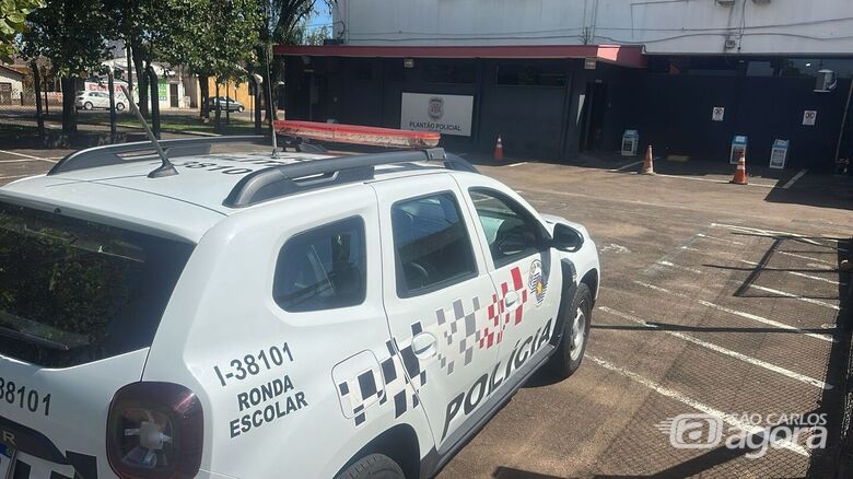 Viatura PM no Plantão Policial  - Crédito: SCA
