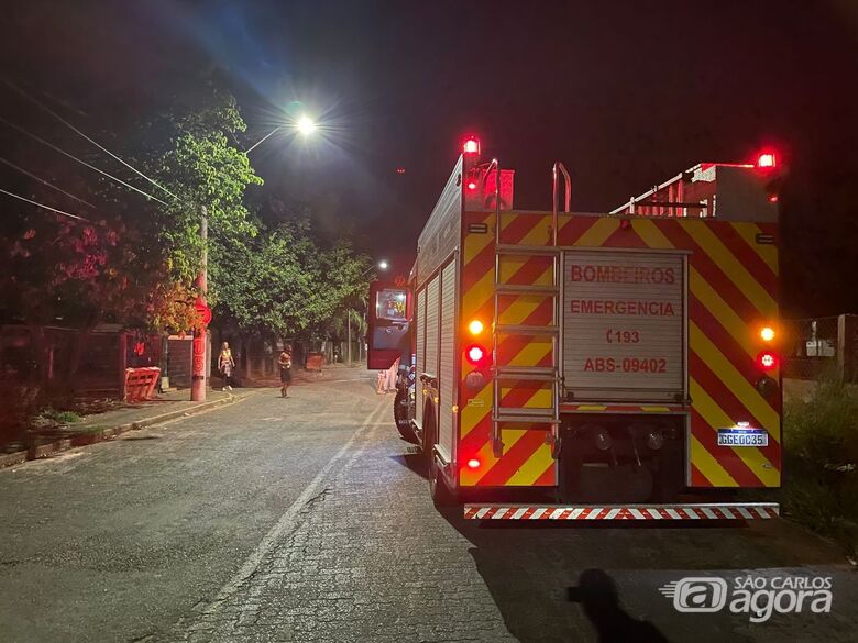 Vazamento de gás em apartamento mobiliza Bombeiros no CDHU - Crédito: Lourival Izaque