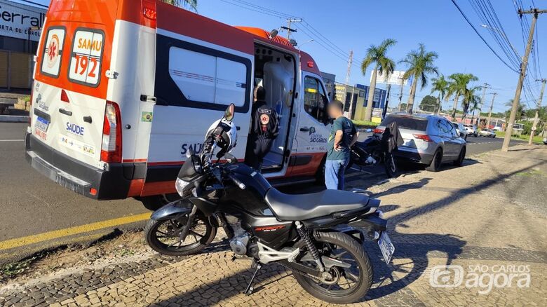 Motociclista fica ferido após acidente na Avenida Getúlio Vargas - Crédito: SCA