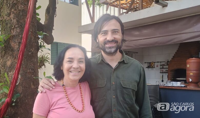 Marcia Lia com Djalma Nery: "Como somos duas lideranças do campo da esquerda estamos conversando muito sobre esta possibilidade e eu acho que o caminho está bem sedimentado para que possamos confirmar esta aliança" - Crédito: divulgação