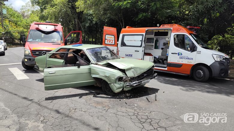 Acidente de trânsito deixa mãe e três filhas feridas no Jardim Bicão - Crédito: SCA