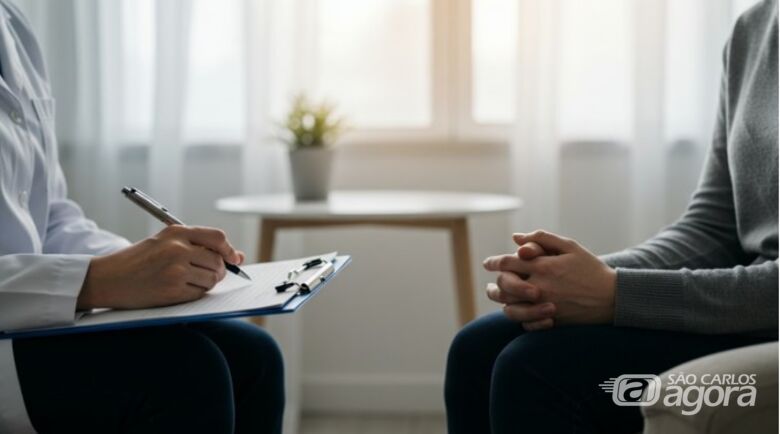 Afastamentos por saúde mental ultrapassam 546 mil em 2025, mulheres concentram quase 64% dos benefícios - 